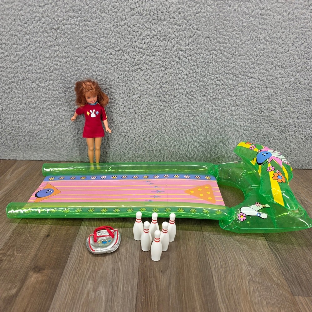 Vintage 1998 Mattel Stacie Doll Bowling Playset Inflatable Lane Pins Bag 22013